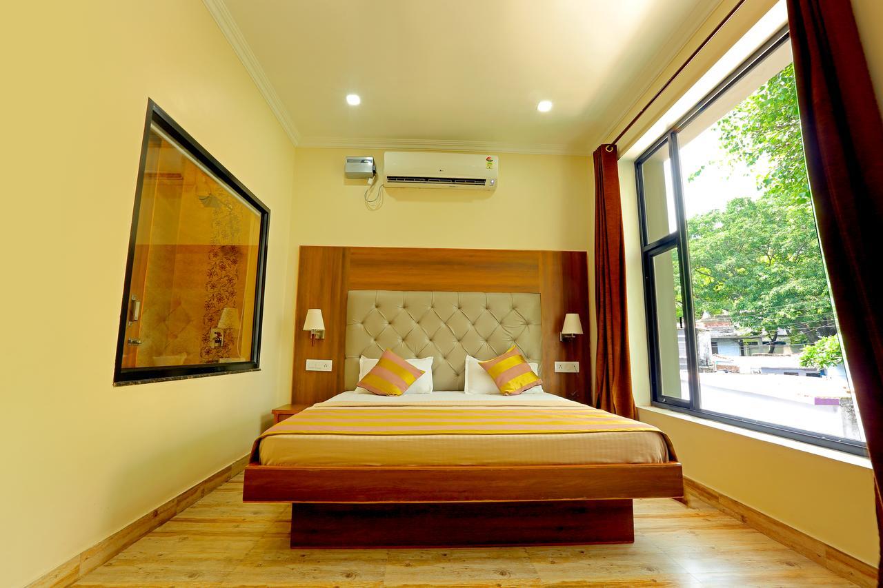 Hotel Peepal Tree Рішикеш Екстер'єр фото