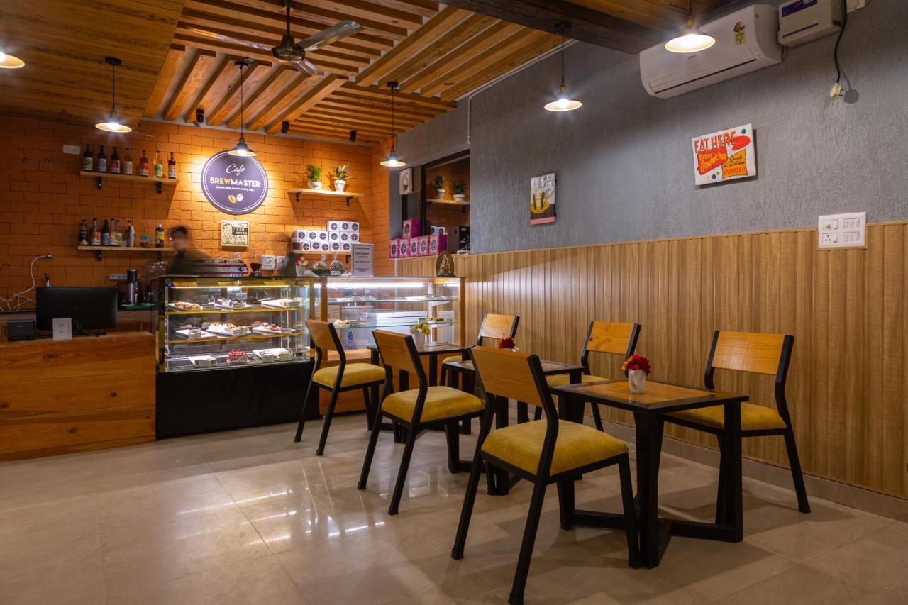 Hotel Peepal Tree Рішикеш Екстер'єр фото