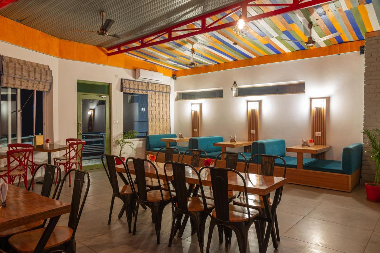 Hotel Peepal Tree Рішикеш Екстер'єр фото